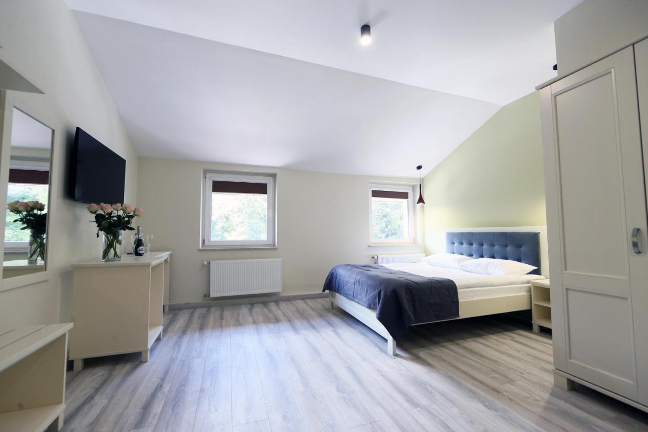 Hotel Golden Lemon Готель Золотий Лимон Лвив Екстериор снимка