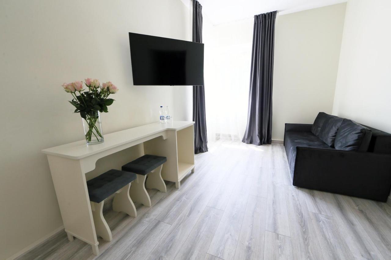 Hotel Golden Lemon Готель Золотий Лимон Лвив Екстериор снимка