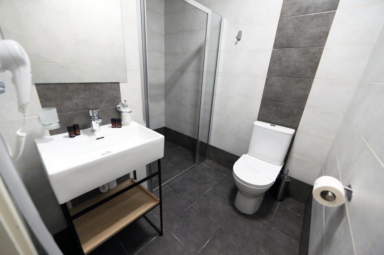 Hotel Golden Lemon Готель Золотий Лимон Лвив Екстериор снимка